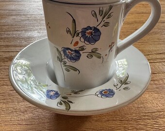 Vintage fransk keramikkopp och fat – Handmålad blommig – Signerad A. Toussaint – Provence fajans