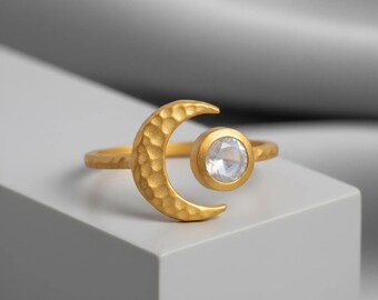 14k Solid Gold Moonstone Crescent Moon Ring Round Cut Gemstone Jewelry Gift for Her