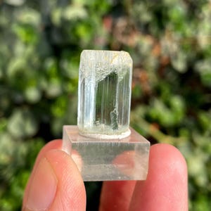 Transparent Aquamarine Crystal from Shigar Valley Pakistan – Fine Blue Beryl Mineral Specimen, Collectible Gemstone  , clean crystal