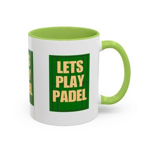 LETS PLAY PADEL Becher | Farbige weiße Kaffeetasse mit Tennisplatz Design | Padel Spieler Geschenk | Sportbegeisterte Geschenk | Lustige Padel Tasse