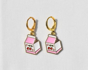 Pendientes de leche de cereza / Pendientes estilo aro chapados en oro