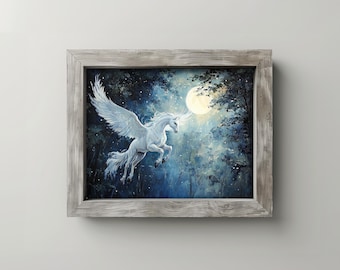 Pode incluir: Uma obra de arte emoldurada retrata um cavalo alado branco, um pégaso, voando em uma floresta iluminada pela lua. A obra apresenta uma lua cheia e uma paleta de cores azul escuro e verde, com uma moldura de madeira cinza rústica.