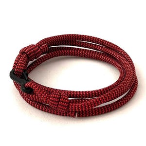 Paracord Carabiner Bracelet: Adjustable Boho Surfer Style