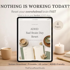 Puede incluir: Una tableta digital muestra un planificador titulado "ADHD Bad Brain Day Reset". La imagen incluye una taza de café, una vela encendida y el texto "NOTHING IS WORKING TODAY?" y "Reset your overwhelmed brain FAST."