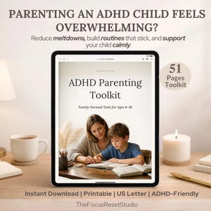 Könnte beinhalten: Ein digitales Tablet zeigt das Cover eines ADHD Parenting Toolkits mit Mutter und Kind. Der Text oben lautet "Parenting an ADHD child feels overwhelming?" und "Reduce meltdowns, build routines that stick, and support your child calmly."