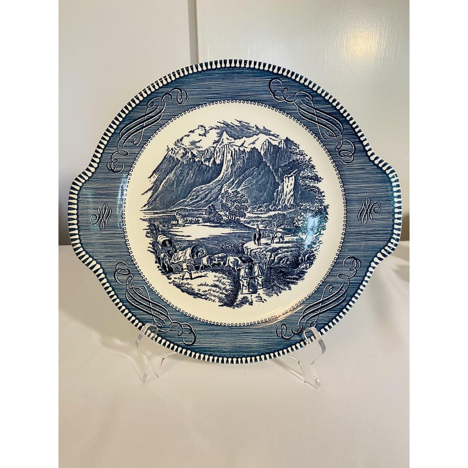 The Rocky Mountains Underglaze Print Decorative Plate Blue White Scenic