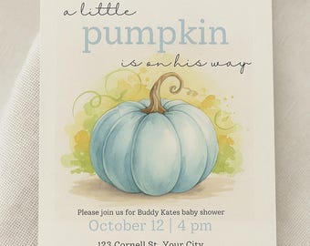 Plantilla de invitación para baby shower de niño, Un pequeño calabacín está en camino, Invitación para baby shower de calabaza otoñal, Baby shower de otoño, Canva 5x7