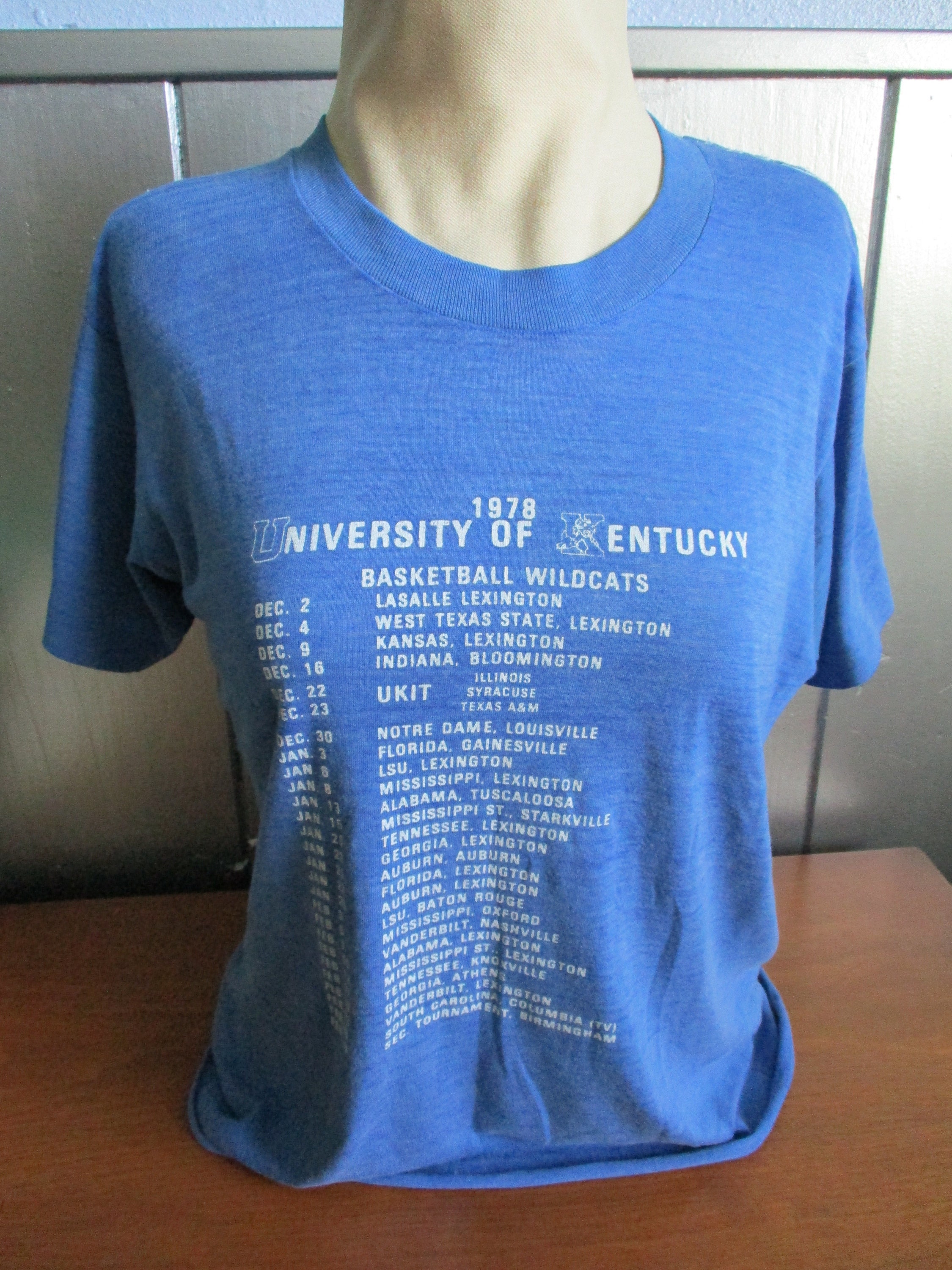 1970's University of Kentucky T Shirt, Basketball T Shirt, Paper Thin, Wildcats Basketball Shirt, Thrashed T Shirt, 1978, Father's Day Gift 1970's University of Kentucky T Shirt, Basketball T Shirt, Paper Thin, Wildcats Basketball Shirt, Thrashed T Shirt, 1978, Father's Day Gift