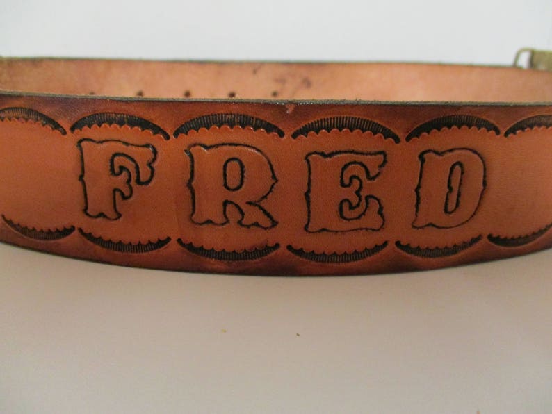 1970/'s Boho Father/'s Day Gift Fred Name Belt Vintage Tooled Leather Belt Festival Belt USA Brass Buckle Brass Buckle
