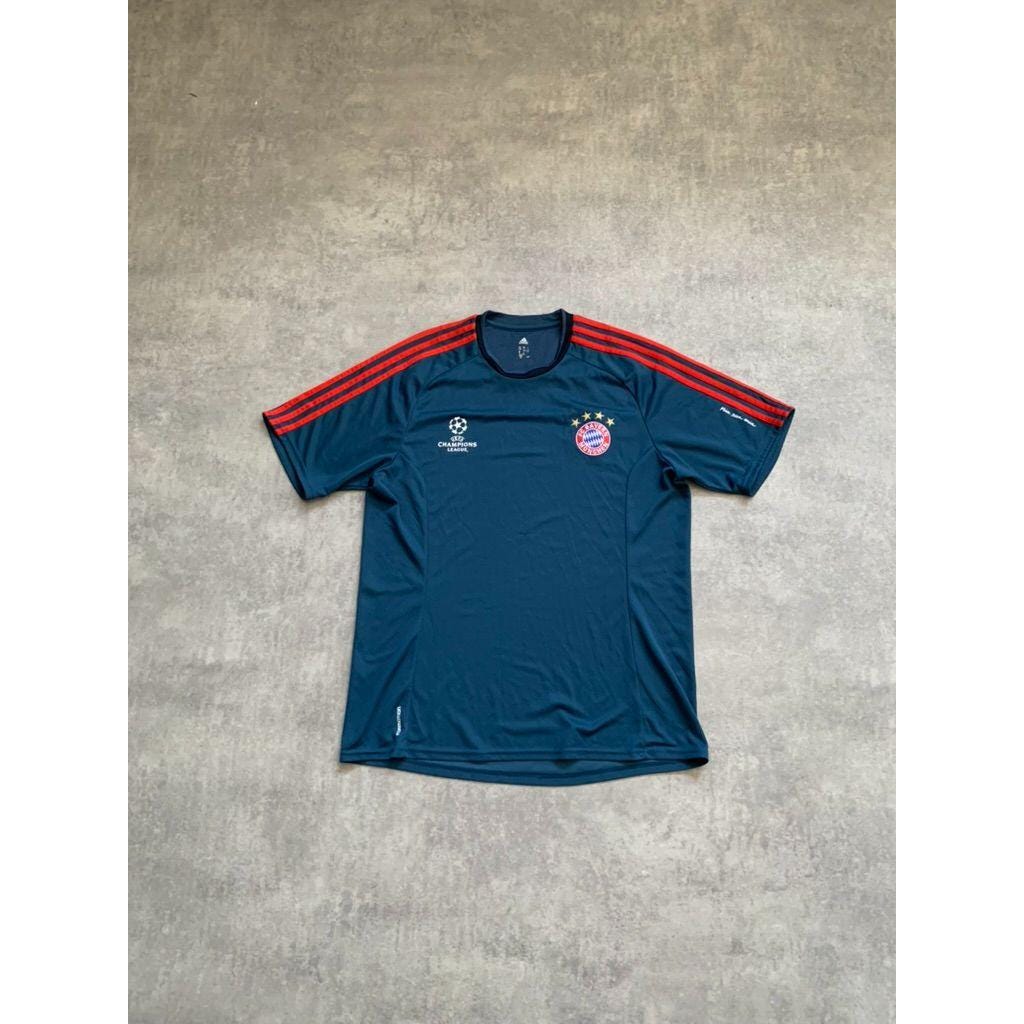 Adidas Champions League UEFA Bayern Munchen Football Soccer Jersey
