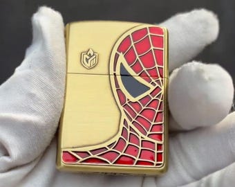 Encendedor Zippo dorado: grabado con el Héroe Araña, resistente al viento, fabricado en EE. UU.