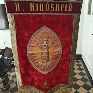 Large Antique Religious Processional Banner – Sacred Heart of Jesus – “H. Kindsheid” – Velvet Ecclesiastical Textile – 125x70cm