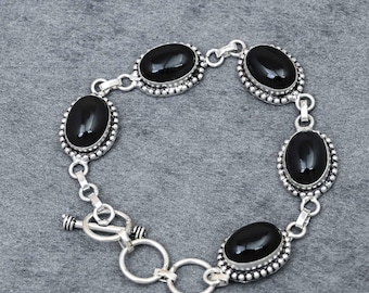 Ovales Armband aus schwarzem Onyx, Schmuck aus Neusilber mit Edelsteinen, handgefertigtes Vintage-Armband mit Knebelverschluss, Boho-Statement-Armband für Damen