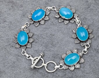 Armband mit Blütenblattrahmen aus blauem Chalcedon, ovales Vintage-Armband aus Neusilber