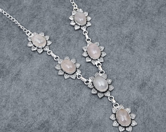 Rosenquarz-Edelsteinkette in Neusilber | Eleganter, handgefertigter Steinanhänger für Damen | Modisches Schmuckgeschenk für Sie
