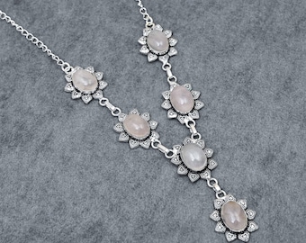 Rosenquarz-Edelsteinkette in Neusilber | Eleganter, handgefertigter Steinanhänger für Damen | Modisches Schmuckgeschenk für Sie