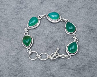 Armband aus grünem Onyx | handgefertigter Schmuck | handgefertigtes Armband | Edelsteinarmband | Geschenk für sie | Weihnachtsgeschenk |