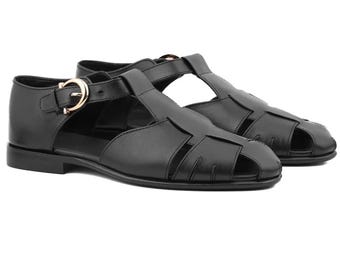 Women’s Leather Fisherman Sandals, Closed Toe Casual Flats, Rubber Sole Summer Footwear, Color Black and Brown