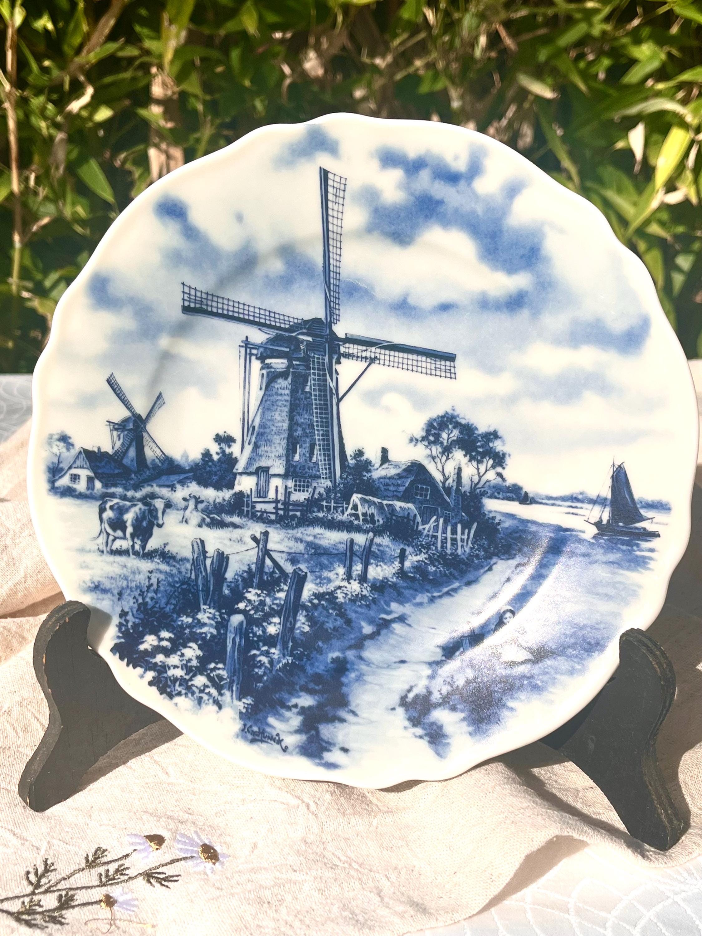 Vintage Delft Blue Wall Plate – Hand Decorated Holland Porcelain