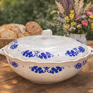 Винтажная супница для супа Boch Frères La Louvière с крышкой – бельгийская керамика, 1930-1950-е годы, стиль ар-деко, безумие на крышке