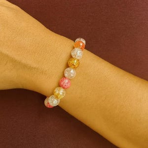 Bracelet made of crackle glass beads