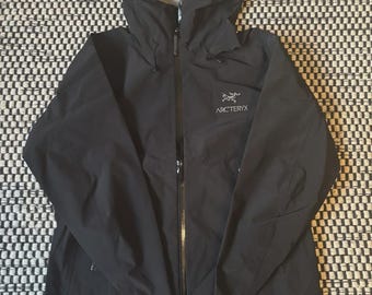 Arc'teryx Beta LT Jacket - Small