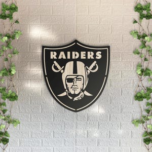 Las Vegas Raiders Wooden Wall Decor, Round Laser Cut Design with Light and Black Wood Layers, Rustic NFL Art for Home or Office