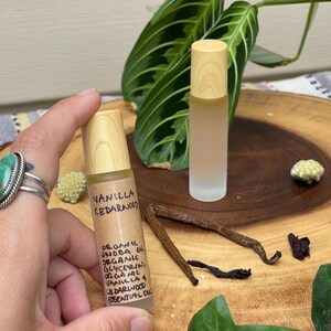 Roll On Perfume - 10 ml Vanilla Cedarwood