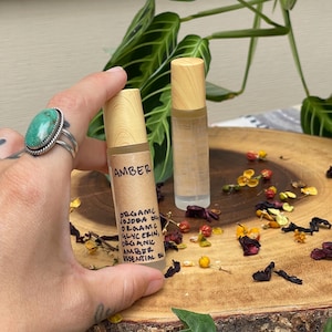 Roll On Perfume - 10 ml Amber
