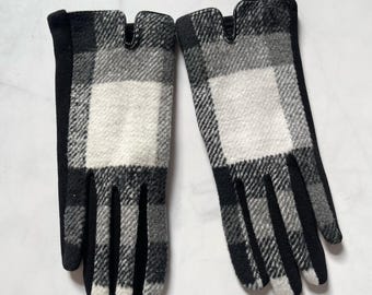 Schwarz / Weiß Smart Touch Handschuhe. Warme Handschuhe, Damenaccessoires