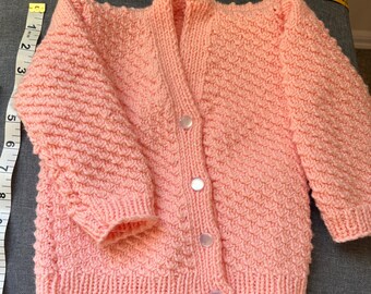 Suéter tejido a mano - Sakura Pink (3 a 6 meses)