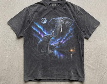 Camiseta de elefante, camiseta de fauna de la aurora boreal, camiseta gráfica de animales de luna llena, regalo para amantes de la naturaleza de los 90, camiseta de aurora boreal, camiseta de animales, camiseta de los 90