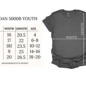 Mondfalter-Shirt, Botanisches Schmetterlings-T-Shirt, Cottagecore-T-Shirt, Geschenk für Insektenliebhaber, Mondblumen-Natur-Shirt für Damen, Lässiges Grafik-Shirt Bild 15