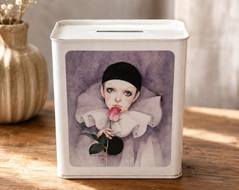 Vintage Spardose aus weißem Metall mit romantischer Pierrot-Illustration – Dekorative Retro-Spardose