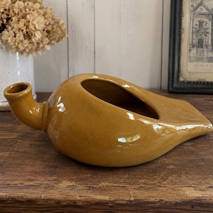 Urinal de chambre antique en grès brun vernissé – Bourdaloue français XIXe siècle – Pot de chambre féminin victorien