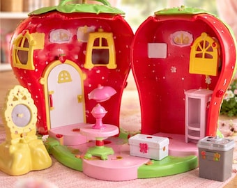 Casa de Strawberry Shortcake de Bandai, juguete retro de 2003 con accesorios.