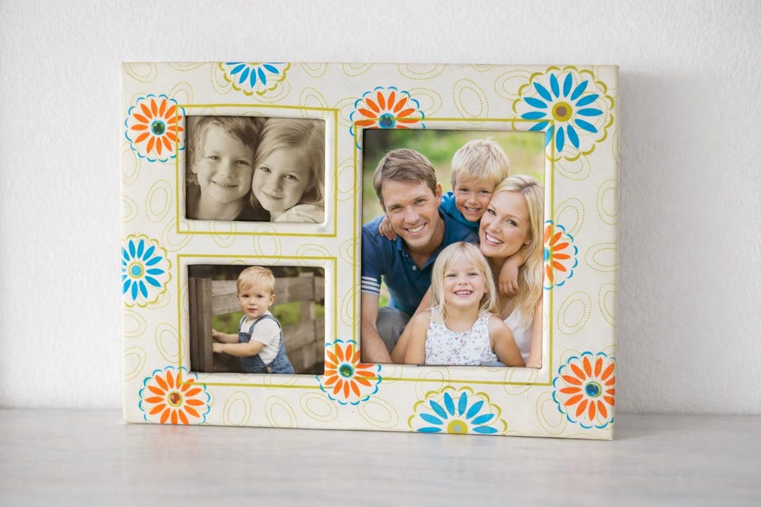 Vintage Multi-photo Frame With Colorful Retro Flowers – Decorative 3 ...