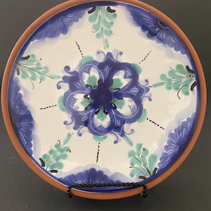 Hand Painted Terracotta Studio Art Pottery 9.25”Serving Plate Unsigned