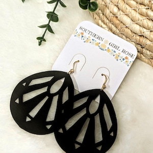 Statement Wooden Earrings, Wood Earrings, Trendy Earrings, Black Earrings, Lightweight big dangle earrings, BOHO Earrings, Chic earrings,