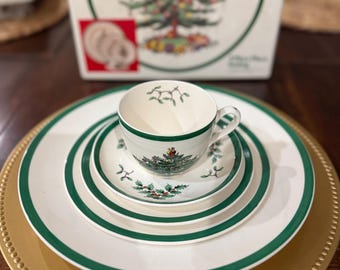Vintage Spode “Christmas Tree” Place Setting – Classic Holiday Dinnerware