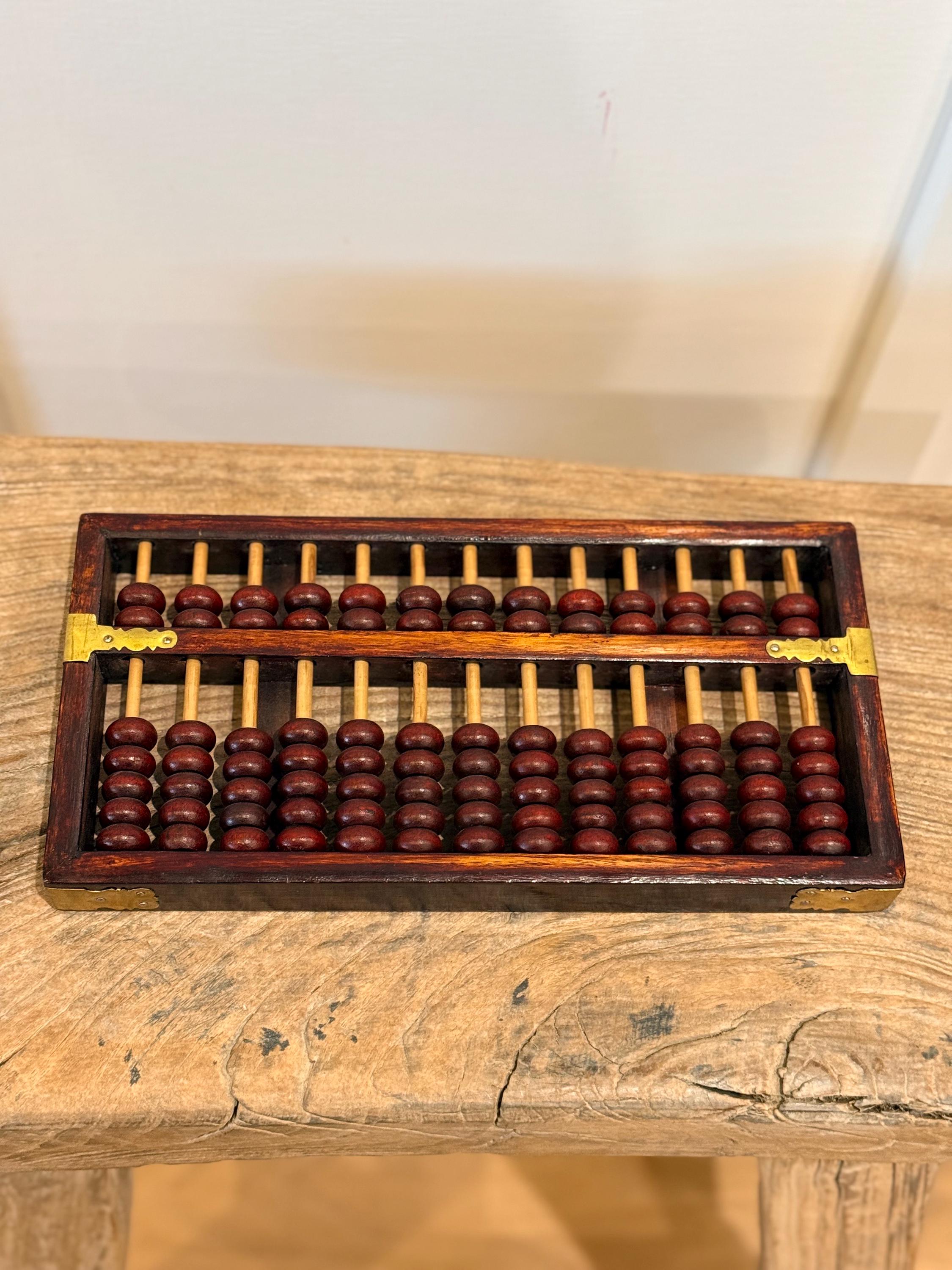 Ancien boulier chinois ? à 13 rangées