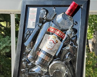 Smirnoff Wodka Flaschen Kunst: Schwarzer Resin Rahmen, Einzigartige Bar Dekoration
