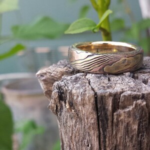 Rustic wood grain ring mokume gane red gold and yellow gold with etched sterling