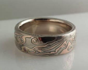 Etched tri color mokume gane with fine random pattern wedding band