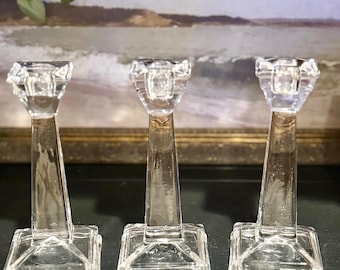 Set di 3 portacandele conici in cristallo trasparente – Elegante design con base quadrata