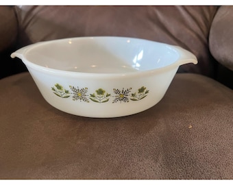 Vintage Anchor Hocking Fire King 1-1 / 2 qt 8" groene bloemen braadpan ovenschaal