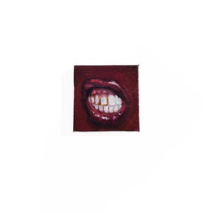 Micro Sweet Snarl Magnet