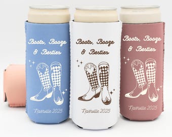 Porta lattine personalizzato Boots Booze Besties per ragazze, viaggio a Nashville, bomboniera per festa in campagna, porta lattine western, custodia per bevande personalizzata da cowgirl