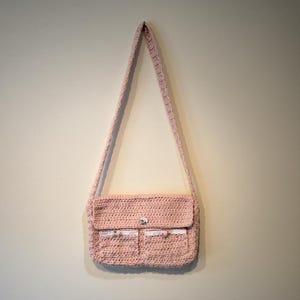 Messenger Bag Base Pattern, Crochet PDF Pattern, Beginner-Friendly Digital Download, DIY Crochet Shoulder Bag Pattern, Pink Messenger Bag