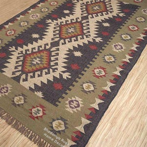 Handwoven Wool & Jute Kilim Rug: 8x10 ft Oriental Dhurrie image 5